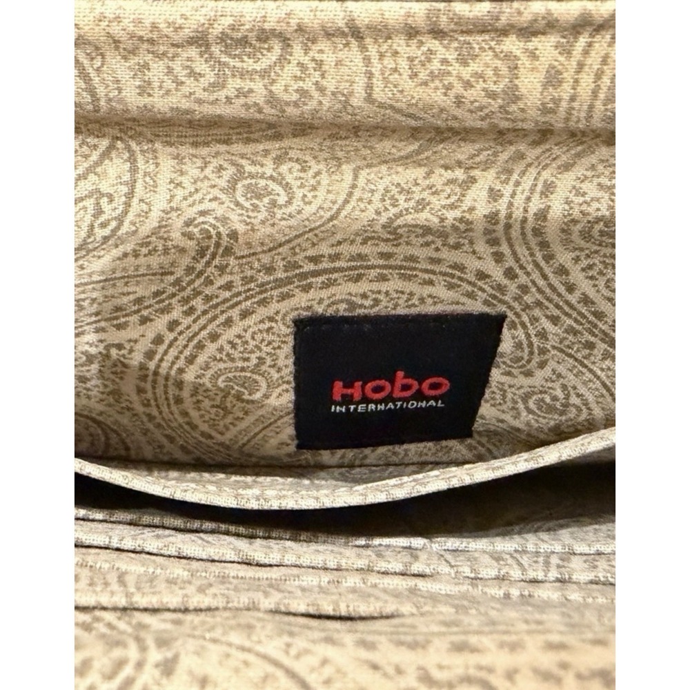Hobo International Black Kiss Lock Women's Wallet wristlet - Paisley Interior ID - Picture 7 of 7
